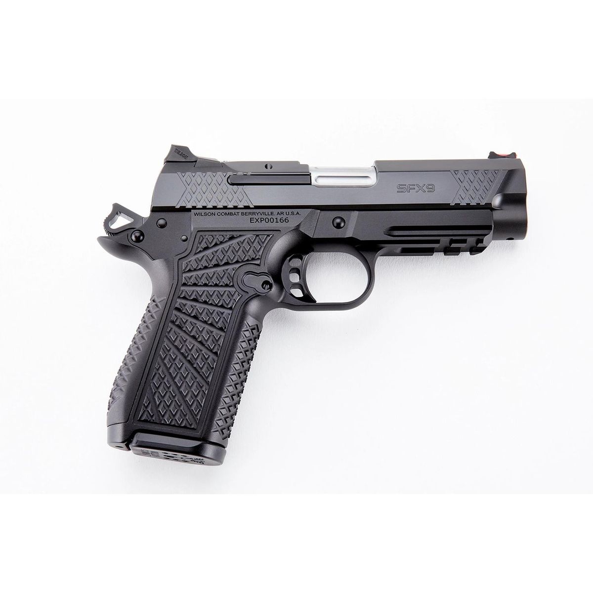 Wilson Combat SFX9 Double-Stack Compact Handgun 9mm Luger 15rd Magazines (2) 4″ Barrel Black Lightrail Frame