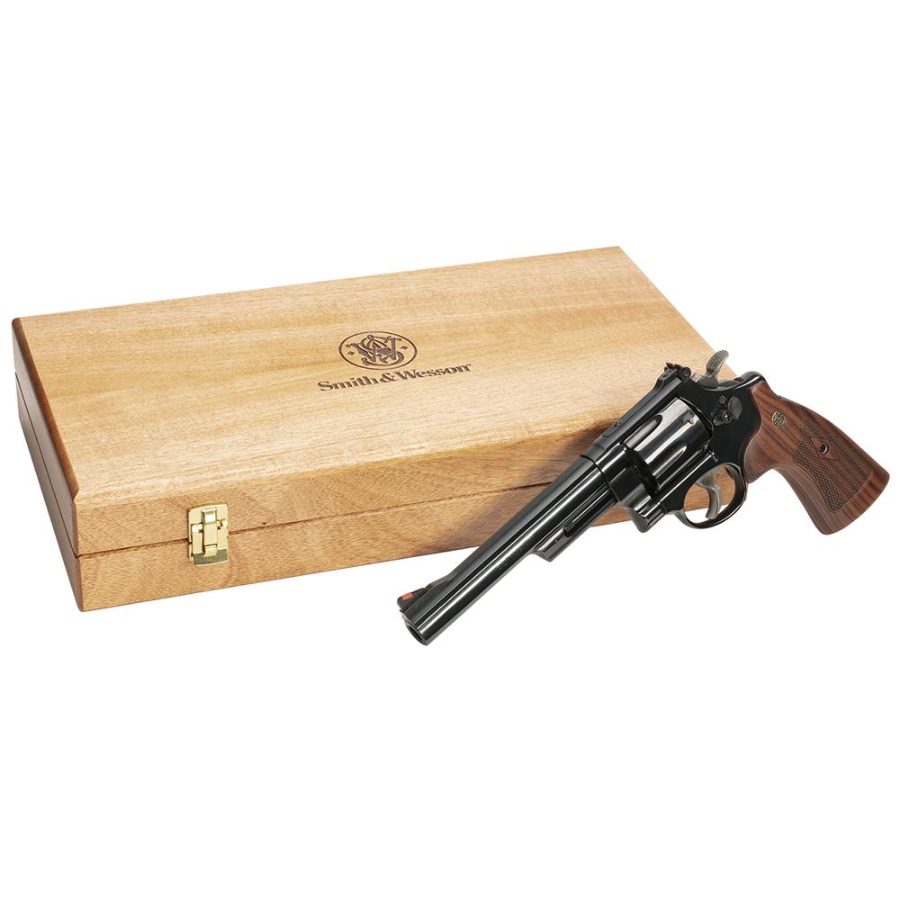 S&W Classics M29 Handgun .44 Rem Mag 6rd Capacity 6.5″ Blued Barrel Wood Grips with Box
