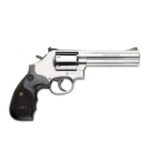 S&W 3-5-7 Magnum Series 686 Plus Handgun .357 Mag 7rd Capacity 5″ Barrel Stainless Finish