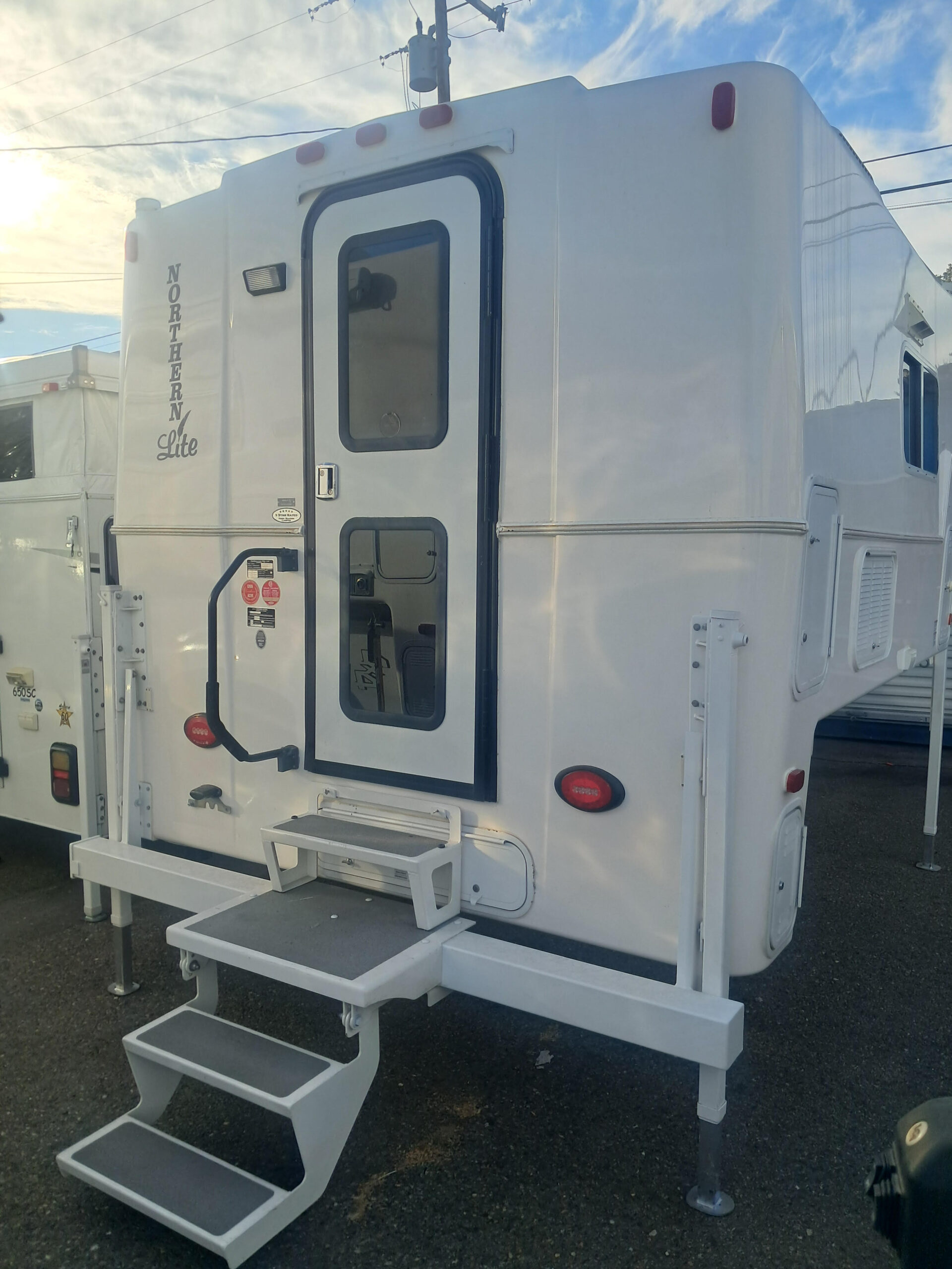 2023 NORTHERN LITE 9-6 SPORTSMAN U-SHAPED 223-101