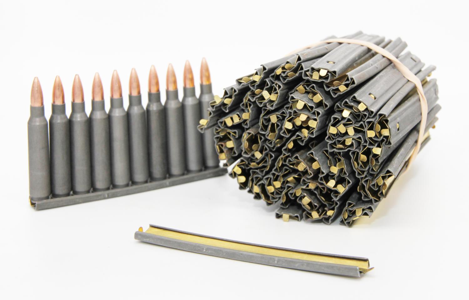Military Issue 5.56 Stripper Clips – 100ct with 2 spoons